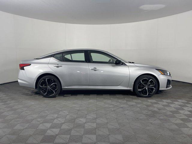 2023 nissan altima sr intelligent awd