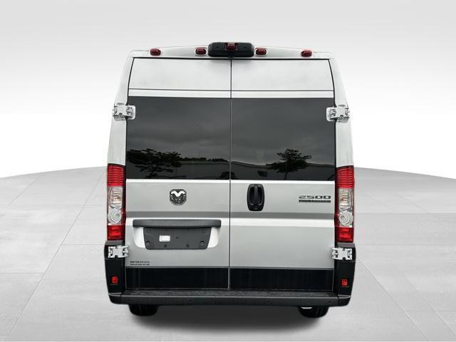 2024 ram promaster 2500 tradesman