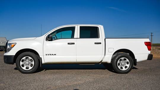 2017 Nissan Titan