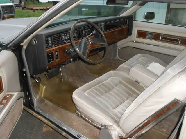 80,771 original miles, 2-owner car, engine makes top end noise, needs paint