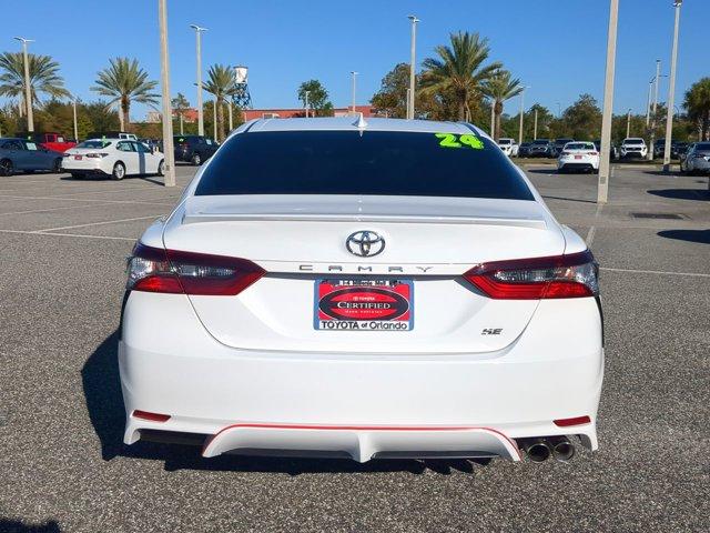2024 toyota camry se
