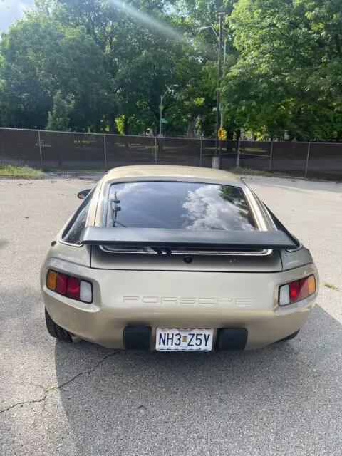 1979 porsche 928 coupe brown rwd manual