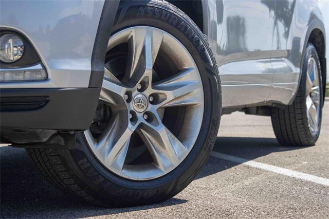 2015 toyota highlander limited platinum