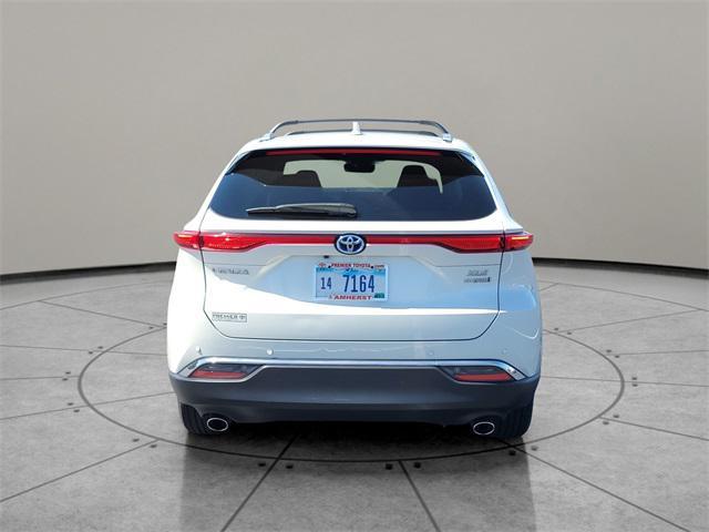 2021 toyota venza xle