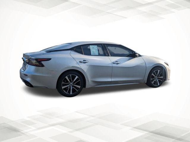 2021 nissan maxima sv