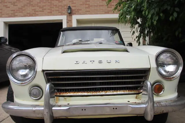 1967 datsun 1600 roadster with catalina hard top project