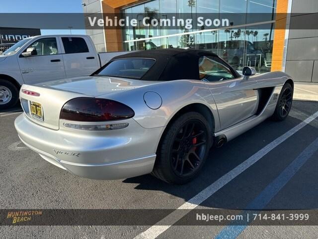 2004 dodge viper srt-10