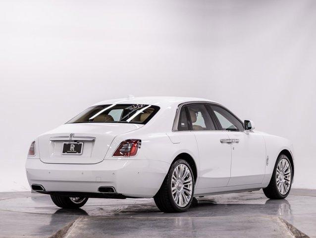 2021 rolls-royce ghost