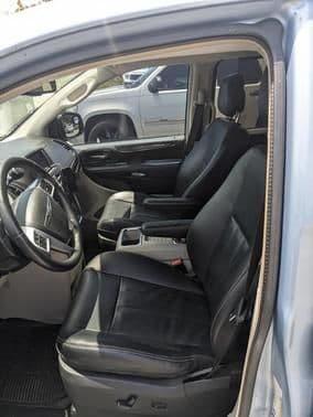 2013 chrysler town & country touring front-wheel drive lwb passenger van in lakeland, florida