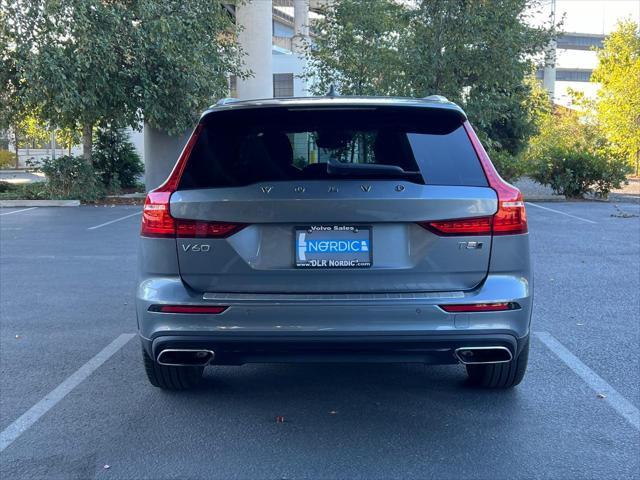 2021 volvo v60 cross country t5