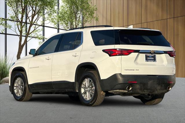 2023 chevrolet traverse lt cloth