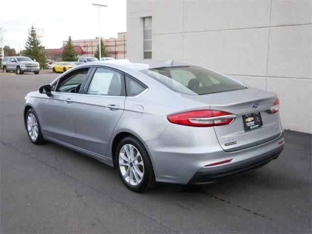 2020 ford fusion hybrid se