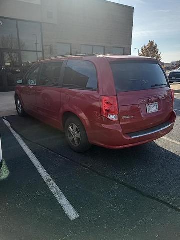 2013 dodge grand caravan sxt