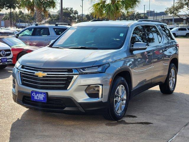 2023 chevrolet traverse lt leather