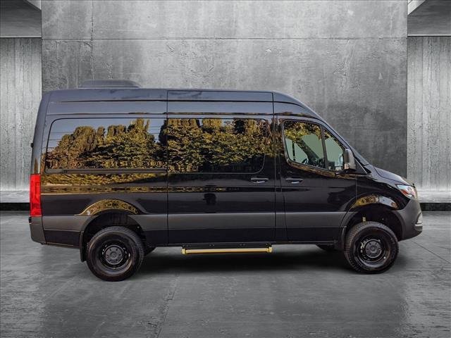 2023 mercedes-benz sprinter 2500 standard roof