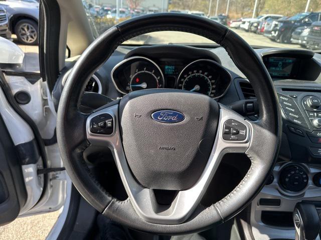 2014 ford fiesta se
