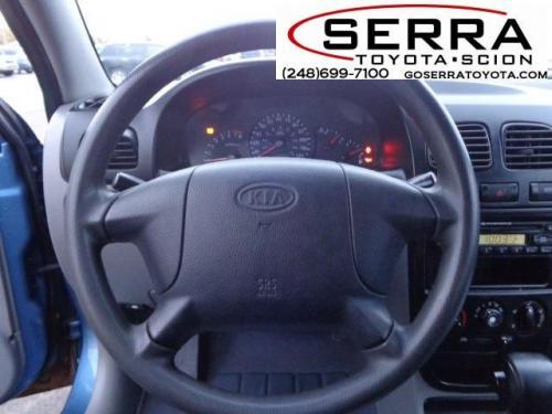 2002 kia rio in michigan