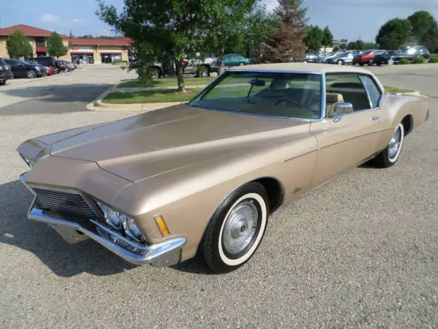 beautiful and original 1971 buick riviera!!