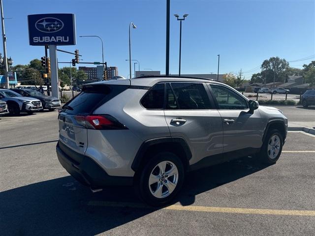 2021 toyota rav4 xle