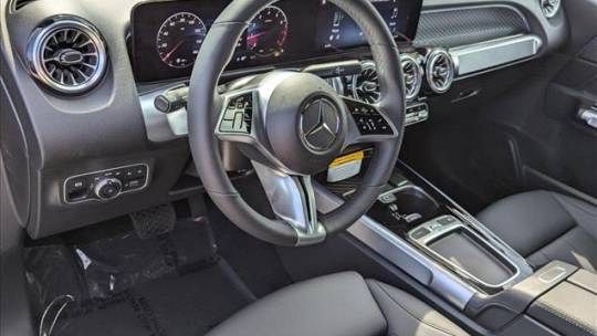 2025 Mercedes-Benz GLB