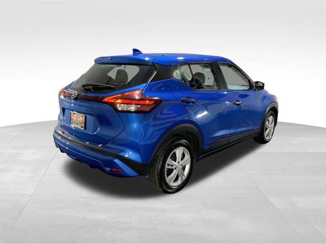 2021 nissan kicks s