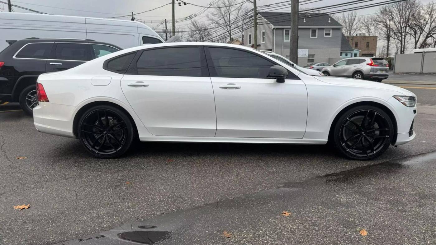 2020 volvo s90 t6 r-design