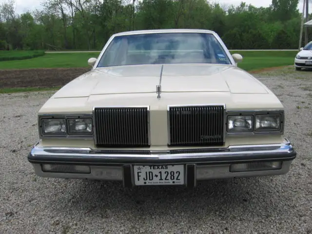 2 door, hardtop, excellent condition, no rust