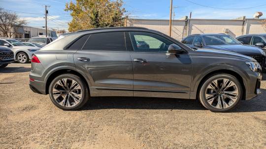 2025 Audi Q8