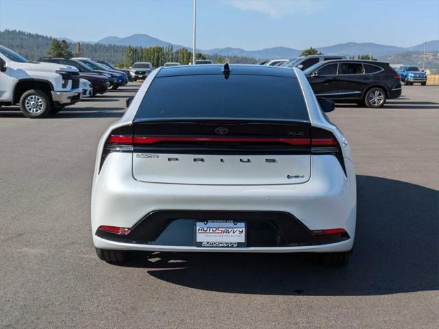 2024 toyota prius xle