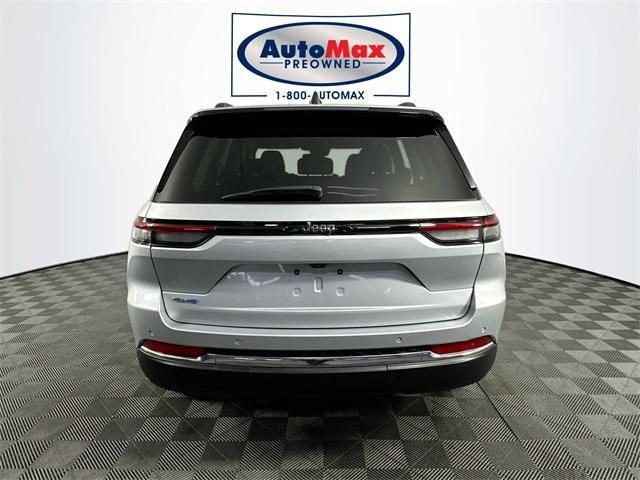 2022 jeep grand cherokee 4xe base