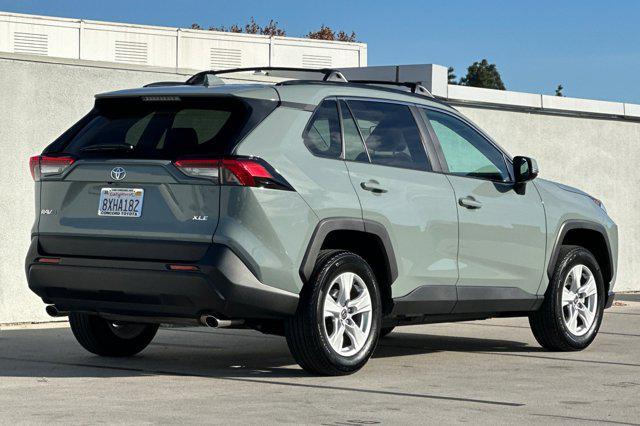 2021 toyota rav4 xle