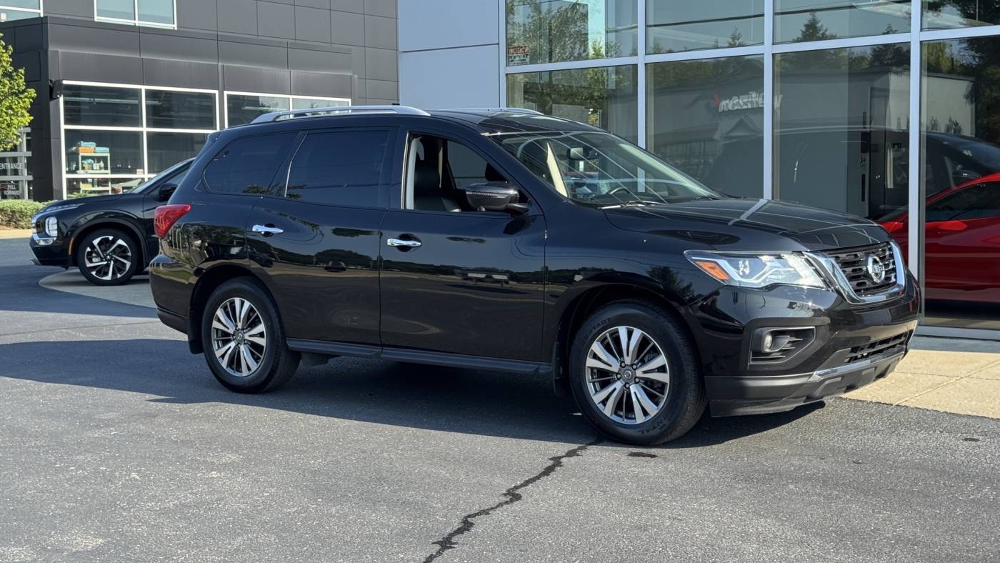 2019 nissan pathfinder sl