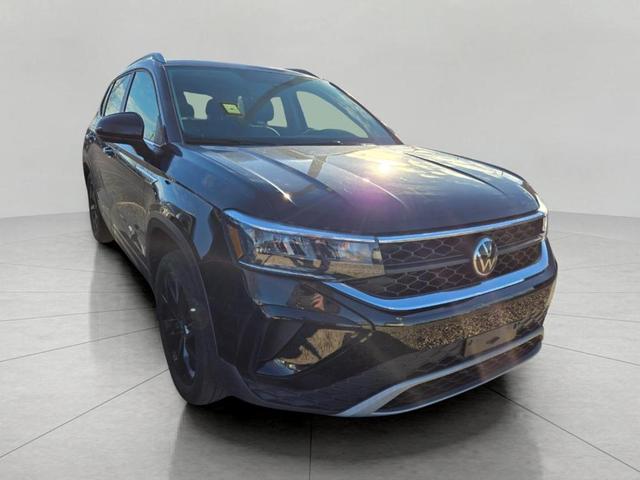 2022 volkswagen taos 1.5t se