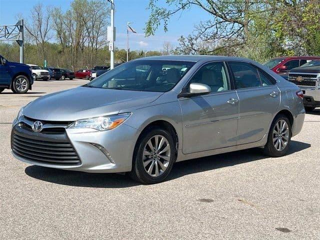 2016 toyota camry le in howell, michigan