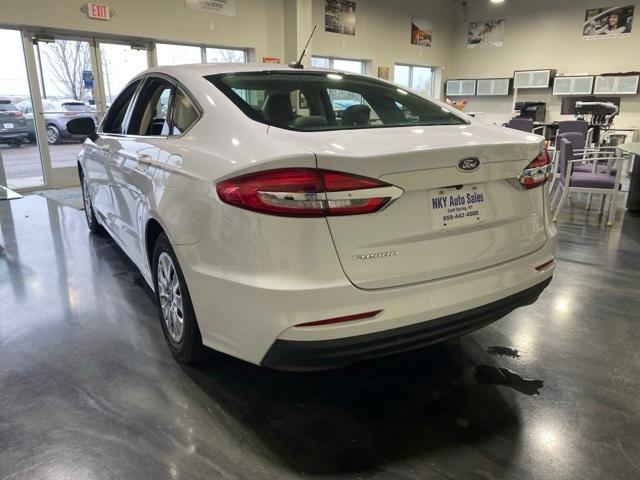 2019 ford fusion s