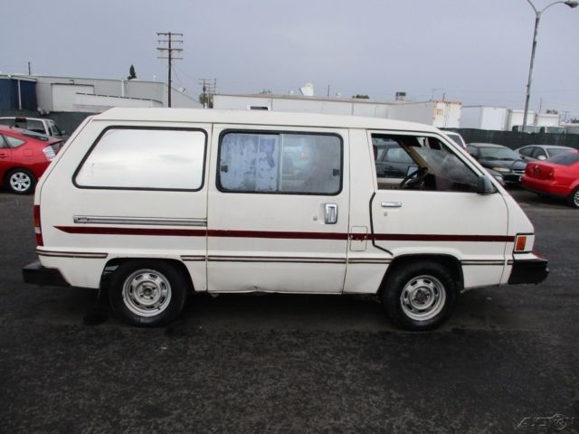 c 1984 toyota van used 2l i4 8v automatic no reserve