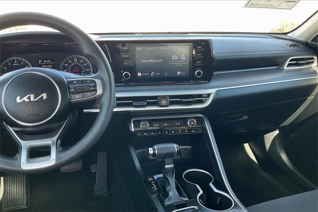2023 kia k5 lxs