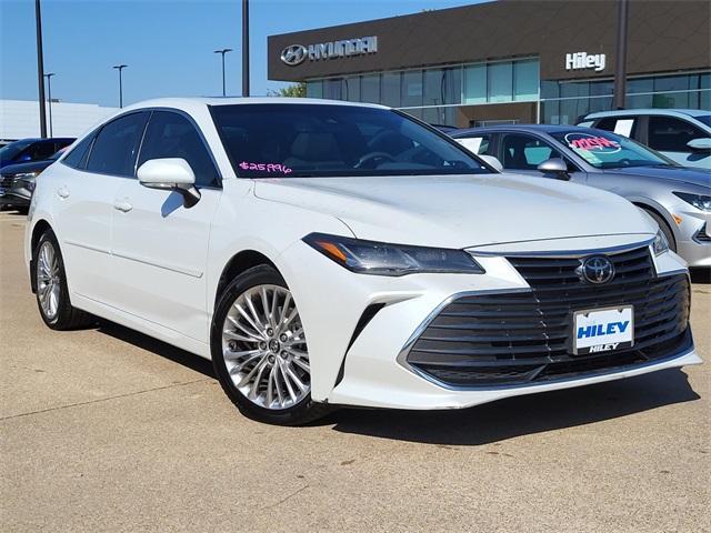 2019 toyota avalon limited