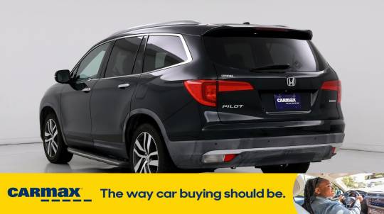 2016 honda pilot touring with navigation/rear entertainment system fwd
