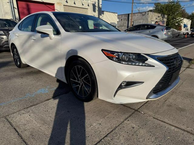 2017 lexus es 350 base