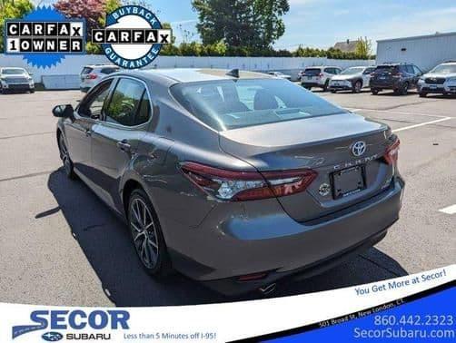 2021 toyota camry hybrid xle in fort trumbull, connecticut