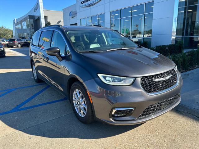 2022 chrysler pacifica touring l