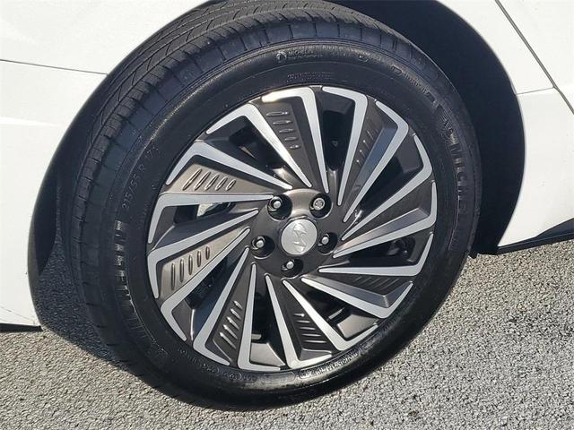 2023 hyundai sonata hybrid sel