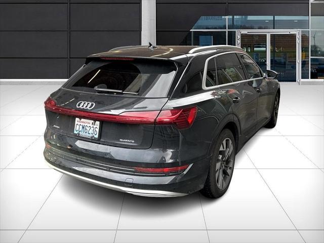 2022 audi e-tron premium