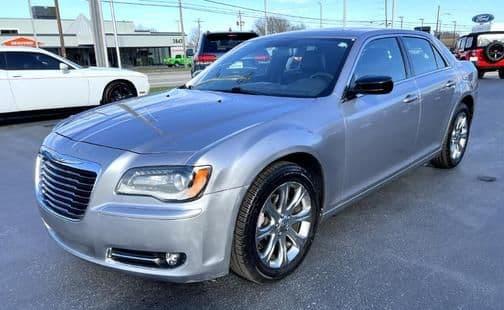 2013 chrysler 300 s in warren, ohio