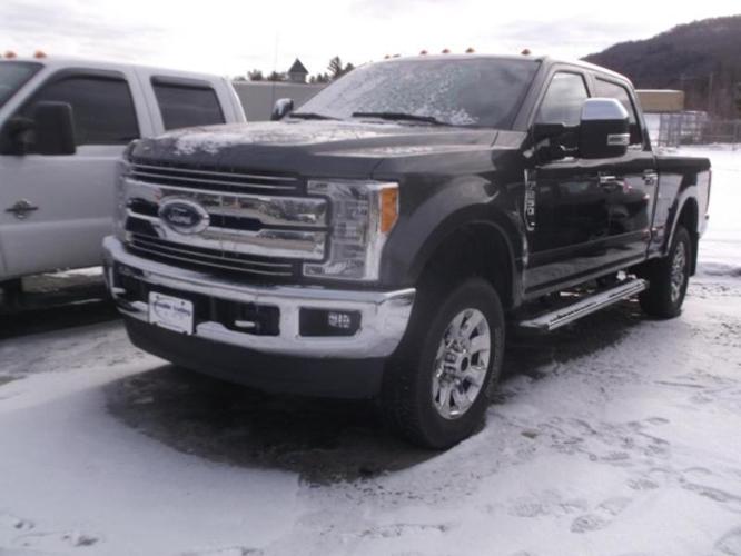 2017 ford f-250 super duty lariat 4x4 lariat 4dr crew cab 8 ft. lb pickup for sale in saco, maine