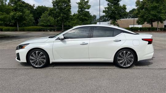 2024 Nissan Altima 2.5 sl
