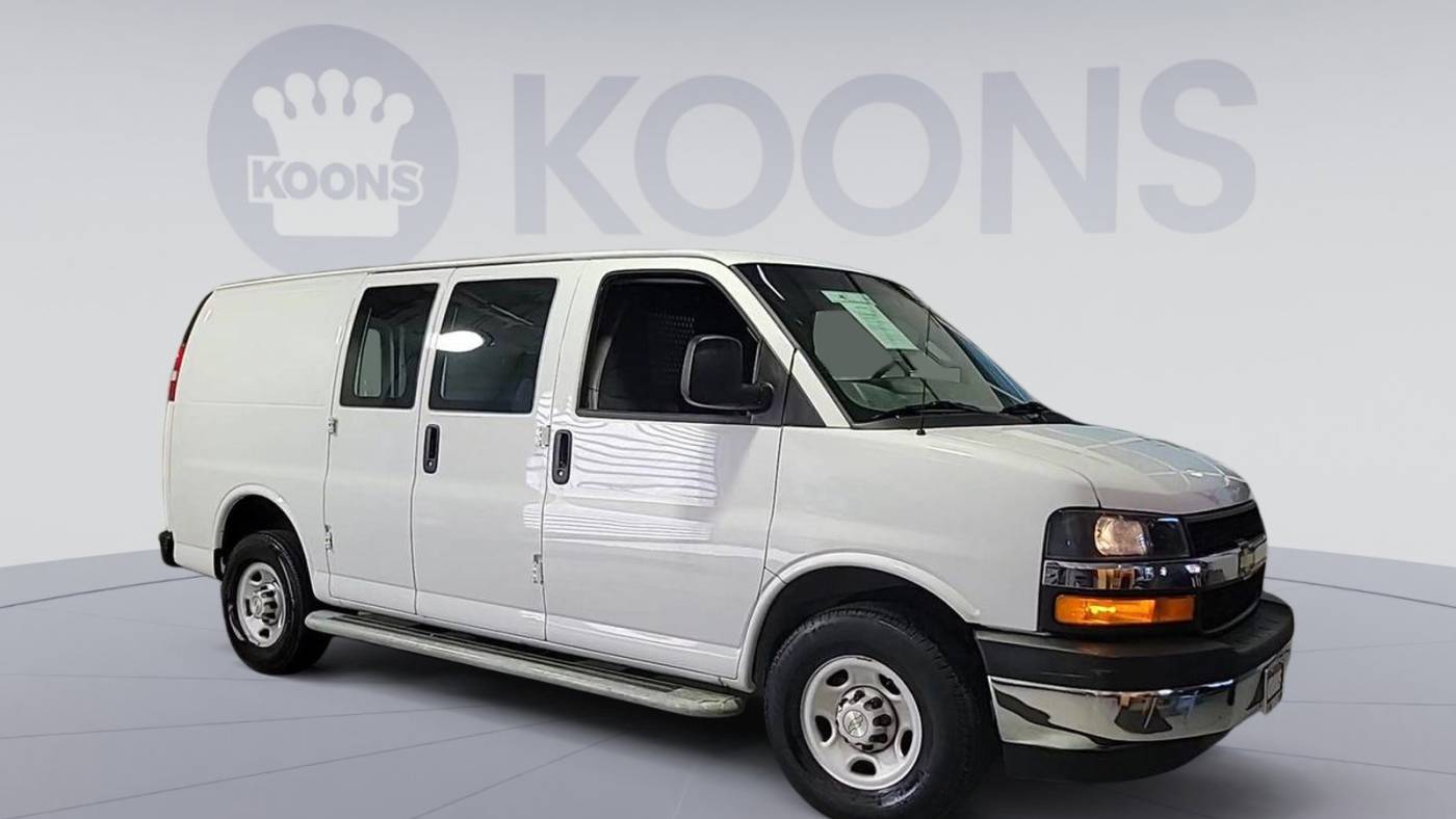 2022 chevrolet express 2500