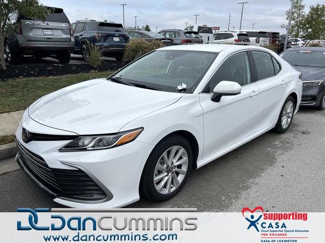 2024 toyota camry le