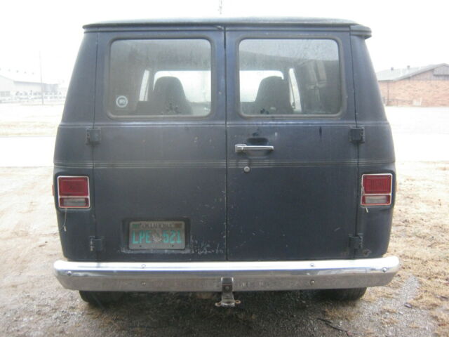 1977 chevy short van - hippy love van project